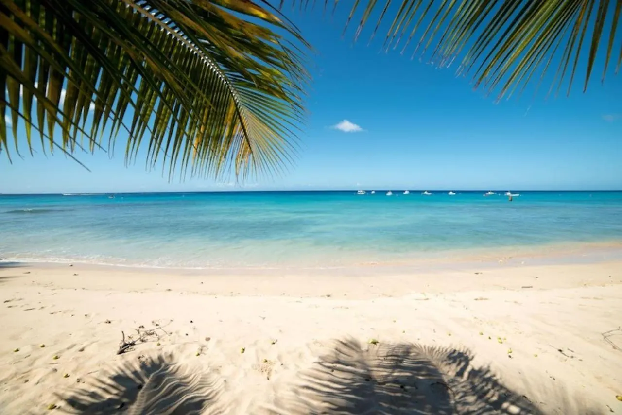 St James. Lantana 36 . Beautiful 2 Bed Apartment Saint James